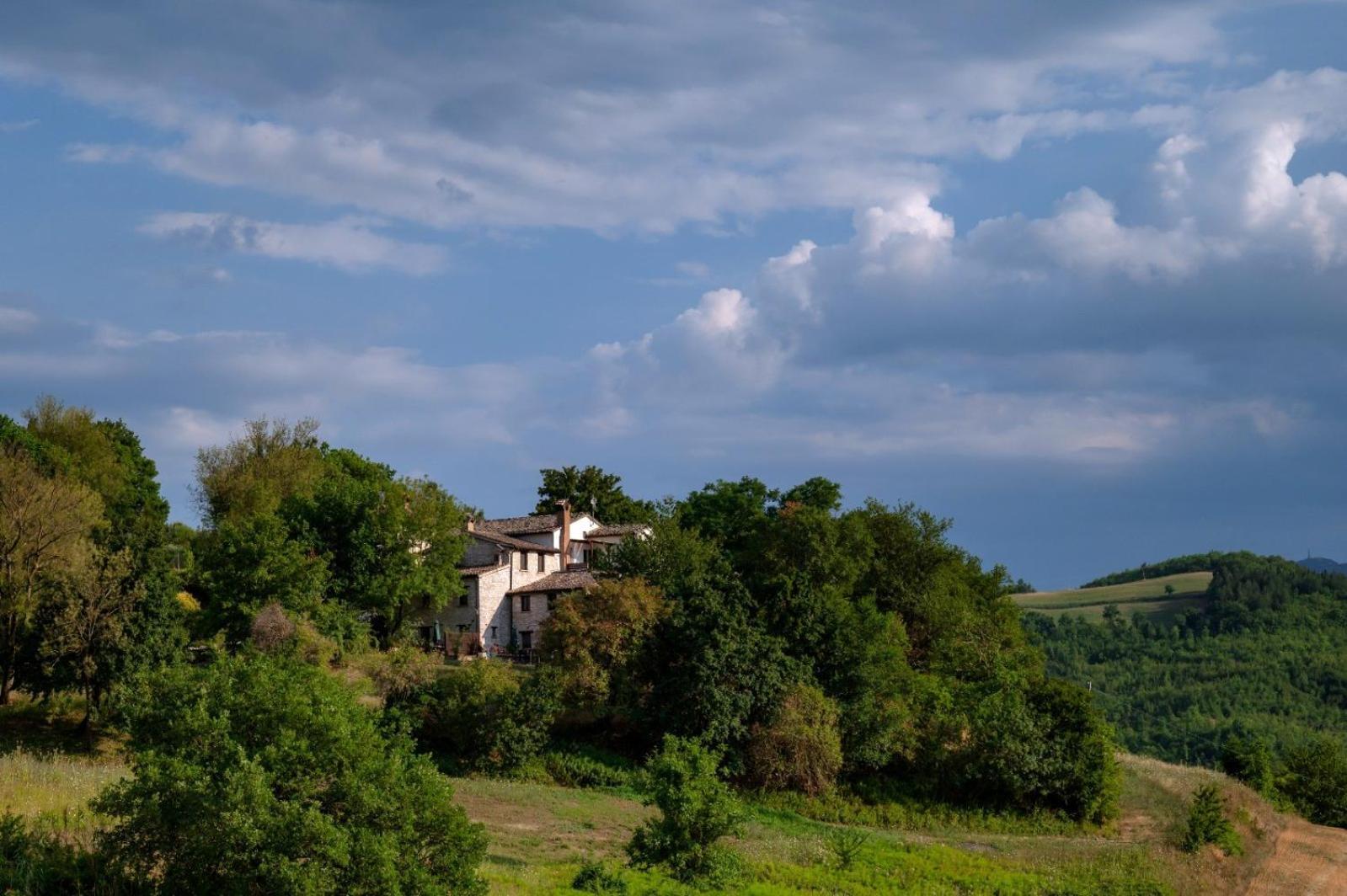 Agriturismo Il Fienile Di Ca Battista Apartment Cagli Exterior photo